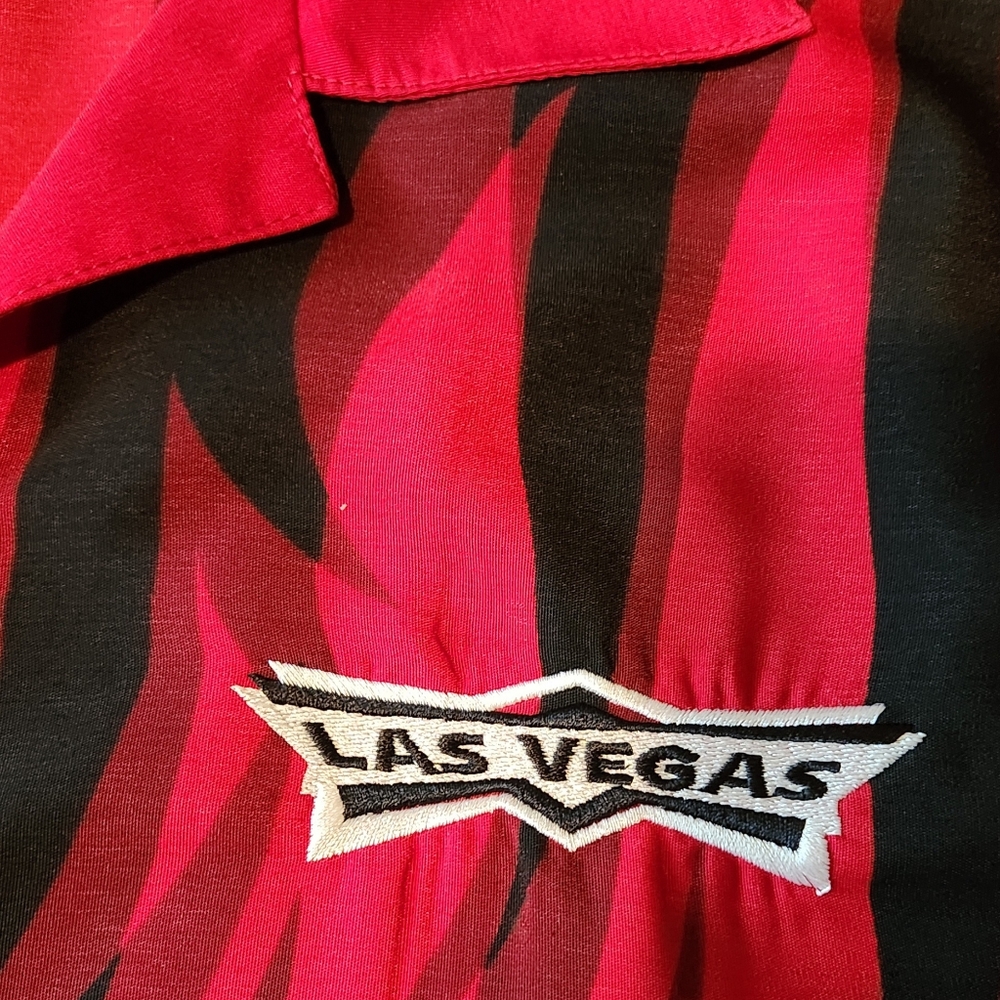 Tribal Print Malibu Dreams Las Vegas Button Down Shirt size XL. - Picture 4 of 8
